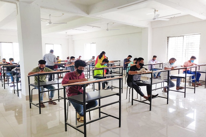 https://cache.careers360.mobi/media/colleges/social-media/media-gallery/40884/2021/10/29/Exam Hall of Udalguri Polytechnic Bhergaon_Others.jpg